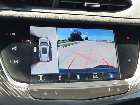 Used 2024 Cadillac XT6 Sport w/ Technology Package image 20