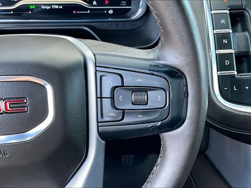 Certified 2023 GMC Yukon SLT image 24