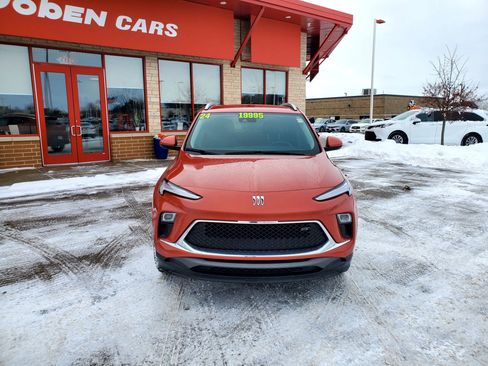 Used 2024 Buick Encore GX Sport Touring w/ Comfort Package image 2