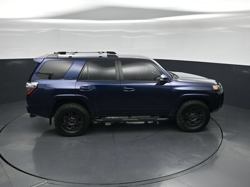 Used 2023 Toyota 4Runner SR5 Premium w/ Moonroof Package RWD image 38