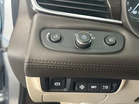 Used 2017 Buick LaCrosse Premium w/ Sun and Shade Package AWD/4WD image 14
