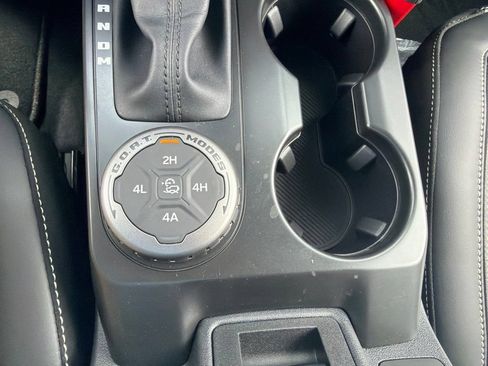 New 2026 Ford Bronco Outer Banks w/ Sasquatch Package AWD/4WD image 31