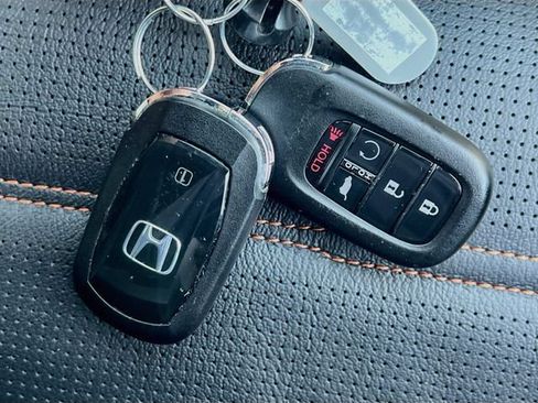 Used 2025 Honda CR-V Sport-L image 33