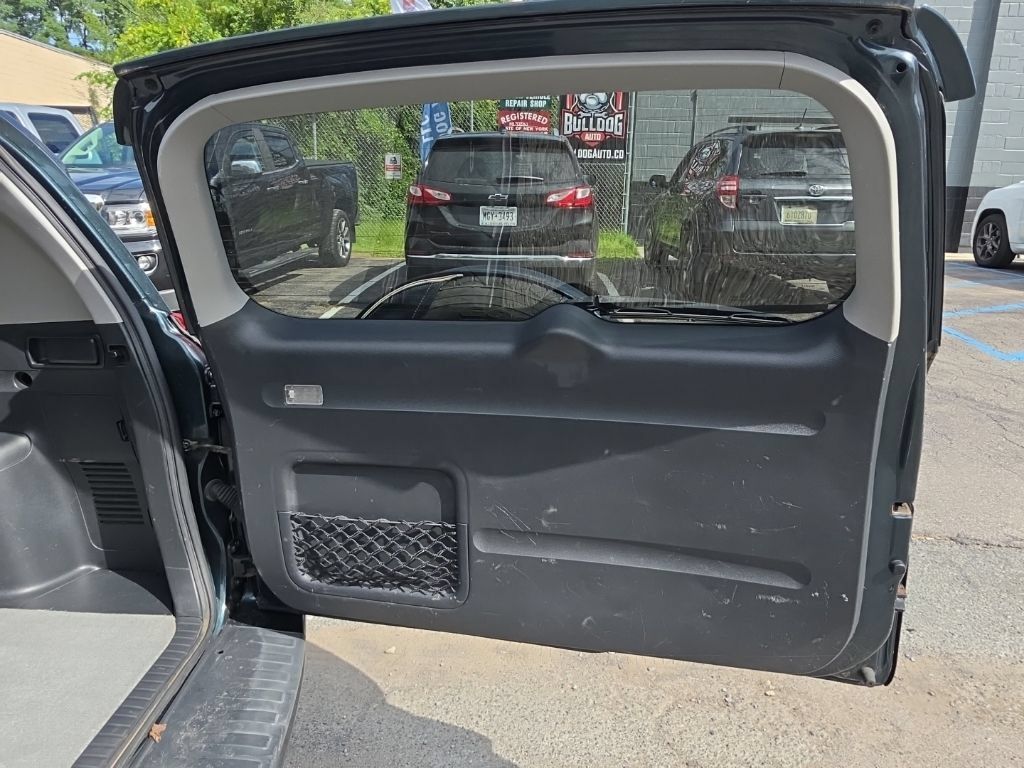 Used 2012 Toyota RAV4 4WD image 27