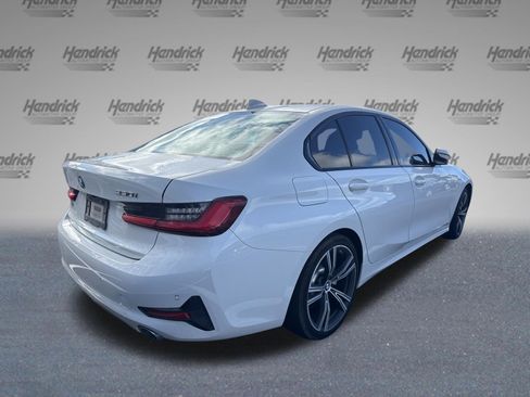 Used 2019 BMW 330i Sedan RWD image 10