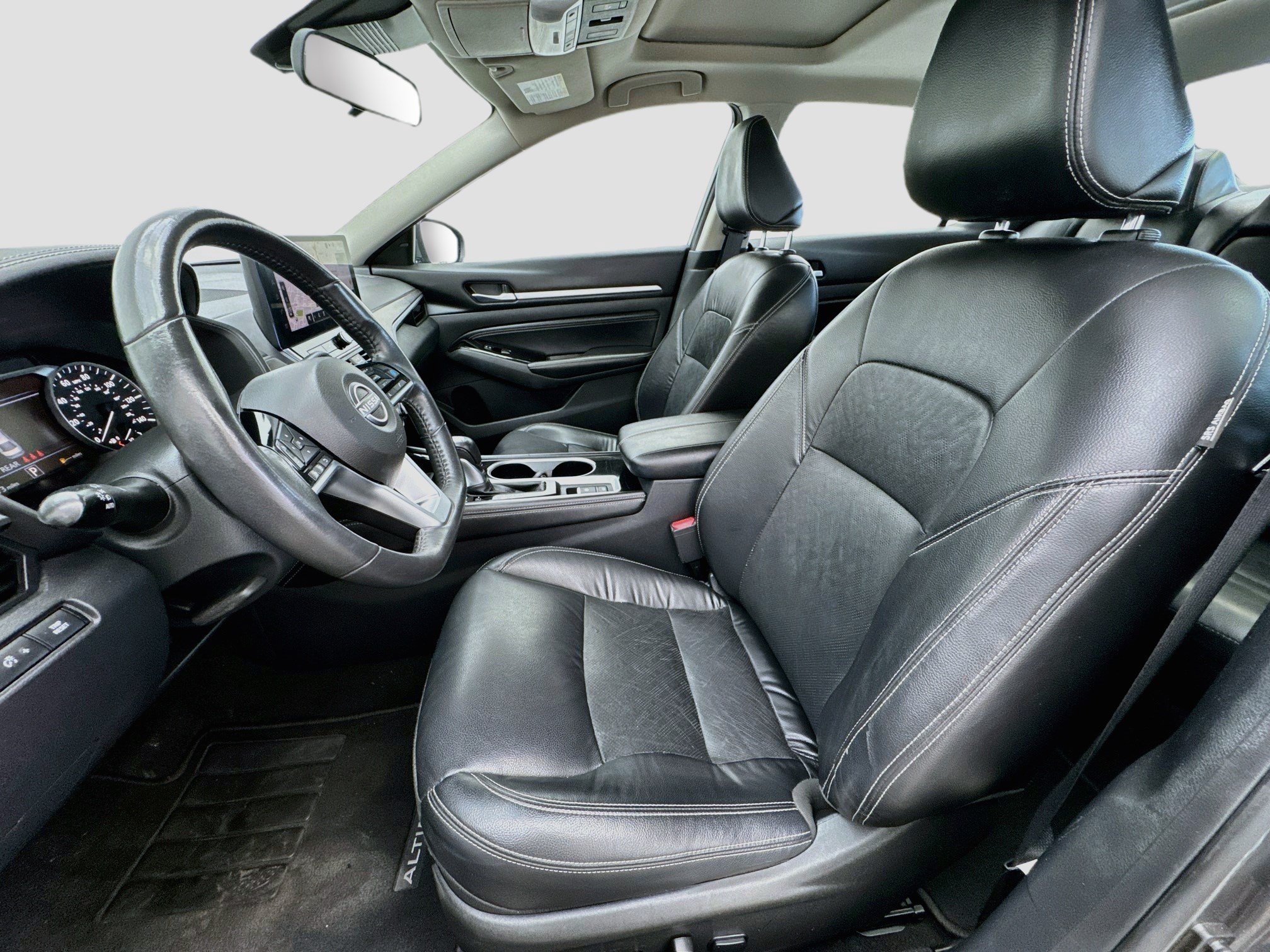 Used 2023 Nissan Altima 2.5 SL FWD image 13