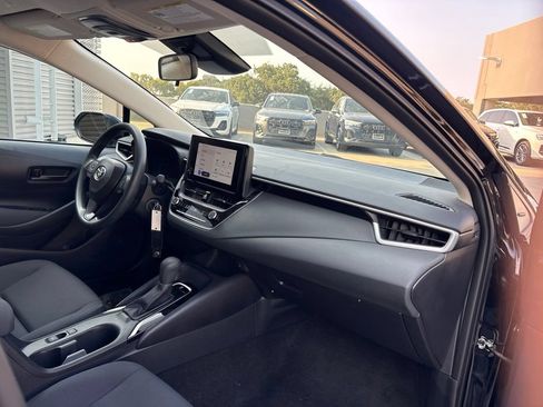 Used 2026 Toyota Corolla LE FWD image 15