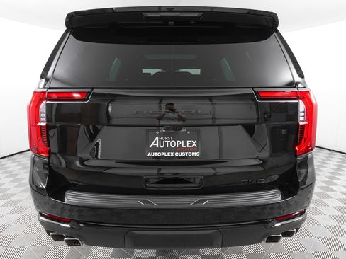 Used 2026 GMC Yukon Denali w/ Denali Reserve Package AWD/4WD image 6