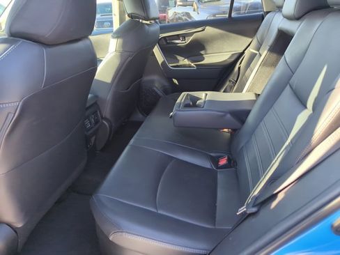 Used 2021 Toyota RAV4 XLE Premium image 25