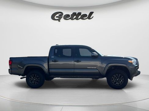 Used 2023 Toyota Tacoma SR5 w/ Technology Package RWD image 4