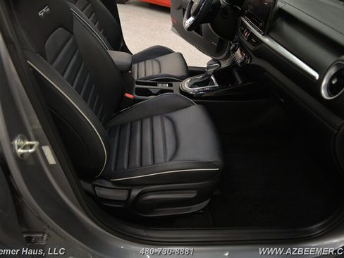 Used 2024 Kia Forte GT-Line w/ GT-Line Premium Package image 20