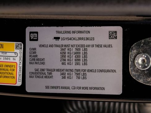 Used 2024 Cadillac Escalade Premium Luxury w/ Performance Package AWD/4WD image 77