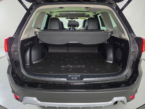 Used 2023 Subaru Forester Touring image 19