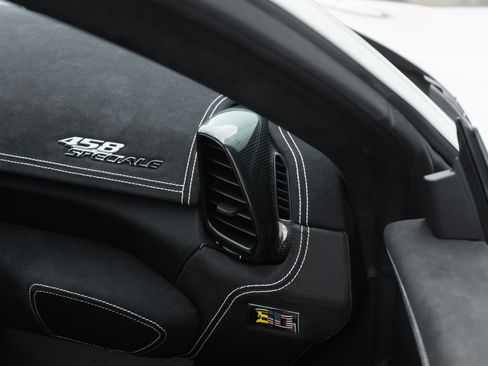 Used 2015 Ferrari 458 Speciale Coupe RWD image 49