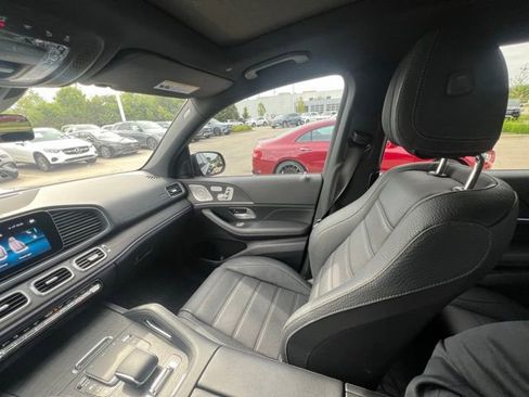 Used 2022 Mercedes-Benz GLS 450 4MATIC image 20