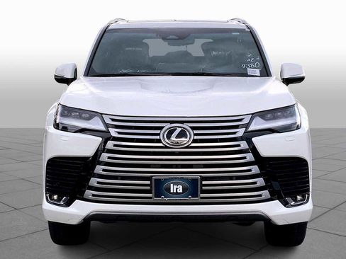 New 2025 Lexus LX 700h Luxury image 3