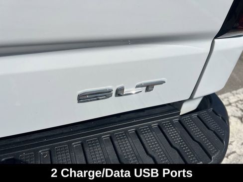 Used 2025 GMC Sierra 1500 SLT image 30