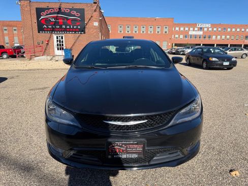 Used 2015 Chrysler 200 S w/ Navigation & Sound Group I image 8