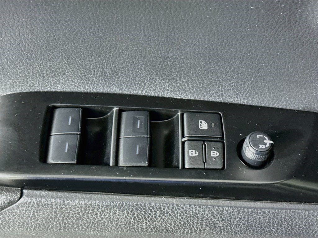 Used 2026 Toyota Camry LE FWD image 23