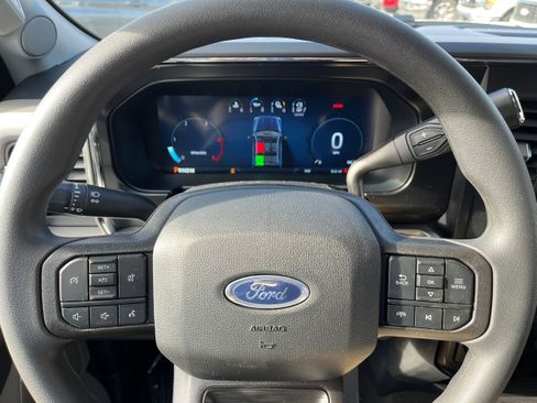 New 2026 Ford F250 XLT w/ XLT Premium Package image 18