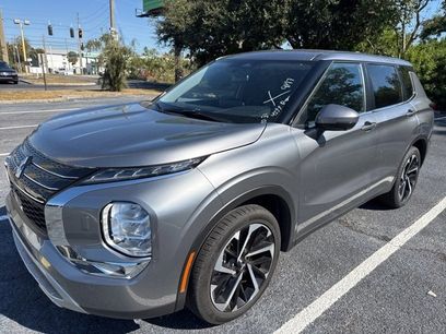 Used 2024 Mitsubishi Outlander SE