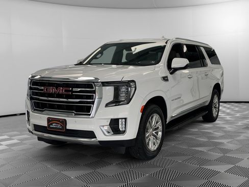 Used 2023 GMC Yukon XL SLT image 4