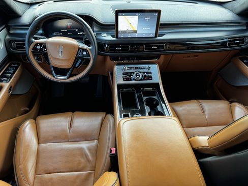 Used 2020 Lincoln Aviator Black Label w/ Dynamic Handling Package AWD/4WD image 10