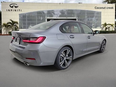 Used 2023 BMW 330i Sedan w/ Convenience Package RWD image 4