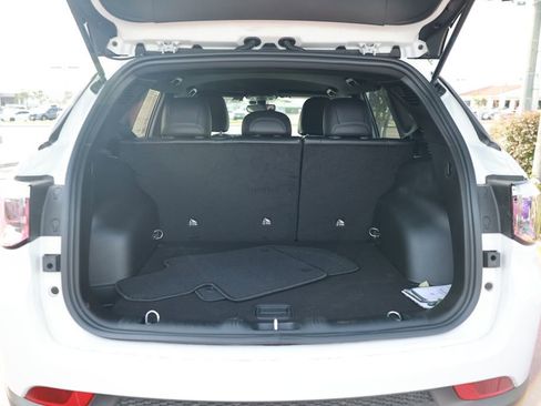 New 2026 Jeep Compass Latitude image 31