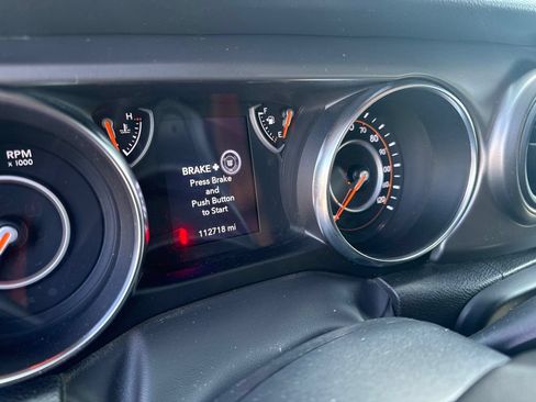 Used 2022 Jeep Wrangler Unlimited Sport AWD/4WD image 20