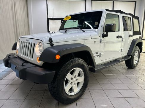 Used 2017 Jeep Wrangler Unlimited Sport w/ Quick Order Package 24S AWD/4WD image 11