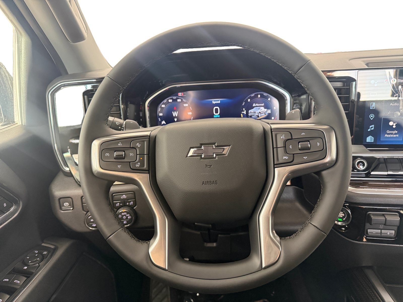 New 2026 Chevrolet Silverado 1500 RST w/ Z71 Off-Road Package AWD/4WD image 15