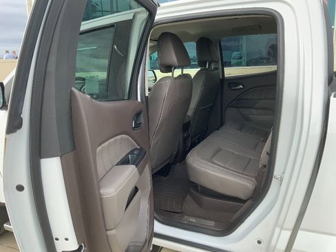 Used 2021 GMC Canyon Denali image 26