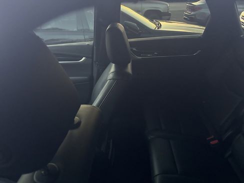 Certified 2022 Cadillac XT5 Premium Luxury w/ Technology Package image 6