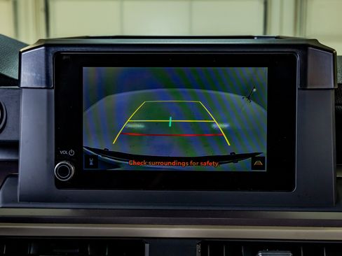 Used 2025 Toyota Tacoma TRD Off-Road image 26