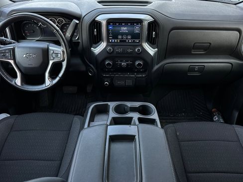 Used 2022 Chevrolet Silverado 1500 RST w/ LPO, Blackout Package image 13