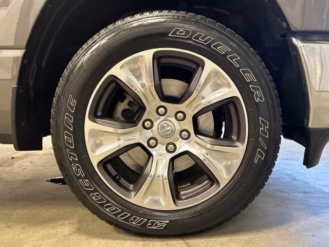 Used 2023 RAM 1500 Laramie AWD/4WD image 11