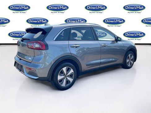 Used 2018 Kia Niro EX FWD image 7