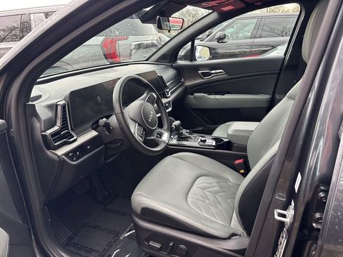 Used 2023 Kia Sportage X-Line w/ X-Line Premium Package image 16