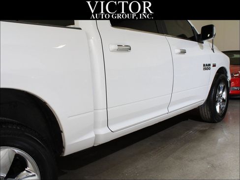 Used 2017 RAM 1500 Lone Star AWD/4WD image 14