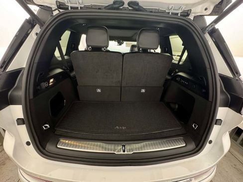 New 2025 Jeep Grand Cherokee L Summit w/ Luxury Tech Group V image 26