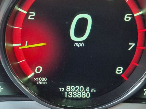 Used 2015 Volvo XC60 T6 Platinum FWD image 10