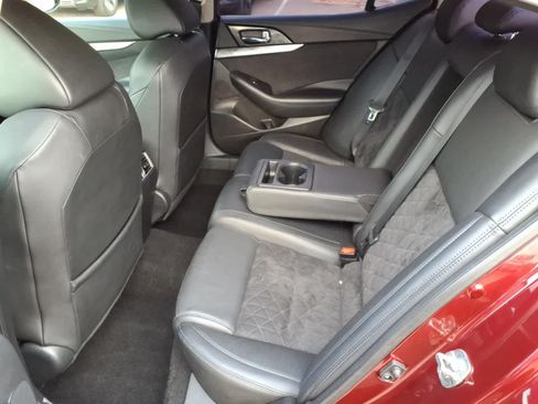 Used 2016 Nissan Maxima SR FWD image 9