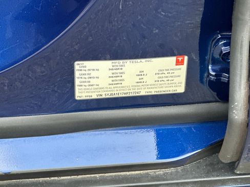 Used 2017 Tesla Model S 75 image 27