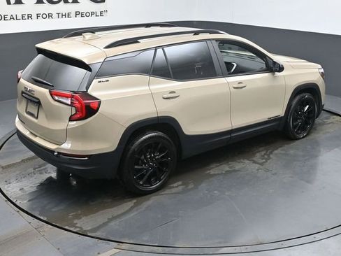 Used 2023 GMC Terrain SLE w/ Driver Convenience Package image 39