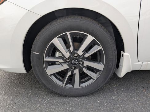 New 2025 Nissan Versa SV w/ Trunk Package image 20