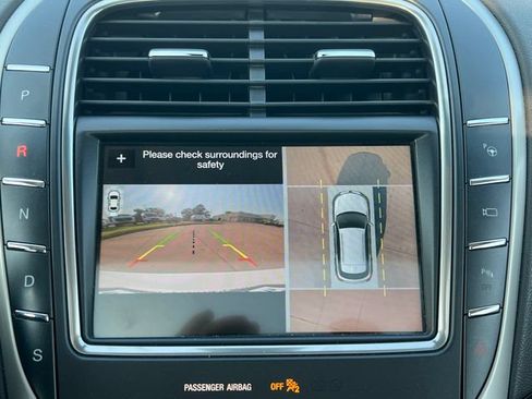 Used 2017 Lincoln MKX Reserve FWD image 29