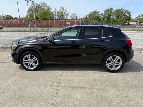 Used 2018 Mercedes-Benz GLA 250 4MATIC image 7