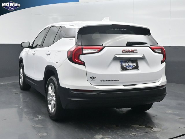 Used 2024 GMC Terrain SLE FWD image 5