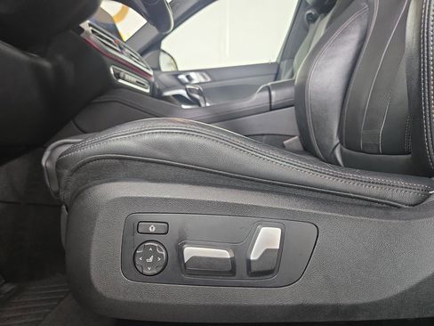 Used 2021 BMW X6 xDrive40i w/ Premium Package image 31